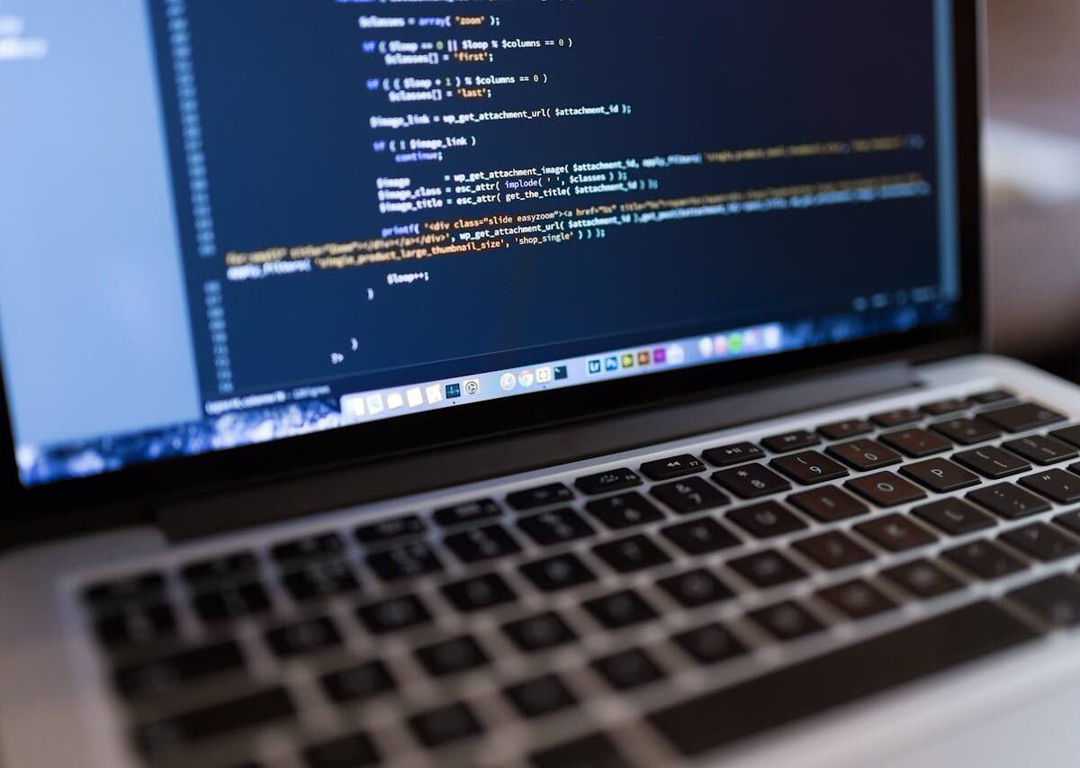 Como se cria um site do zero