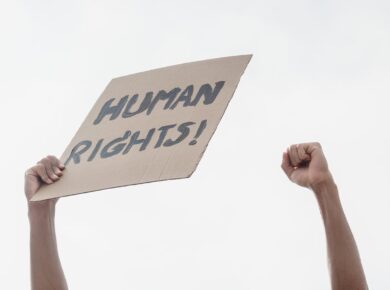 Educação em direitos humanos na formação cidadã