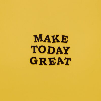 Para saber como a má interpretação de texto gera conflitos nas redes sociais, é fundamental entender que a ausência de entona