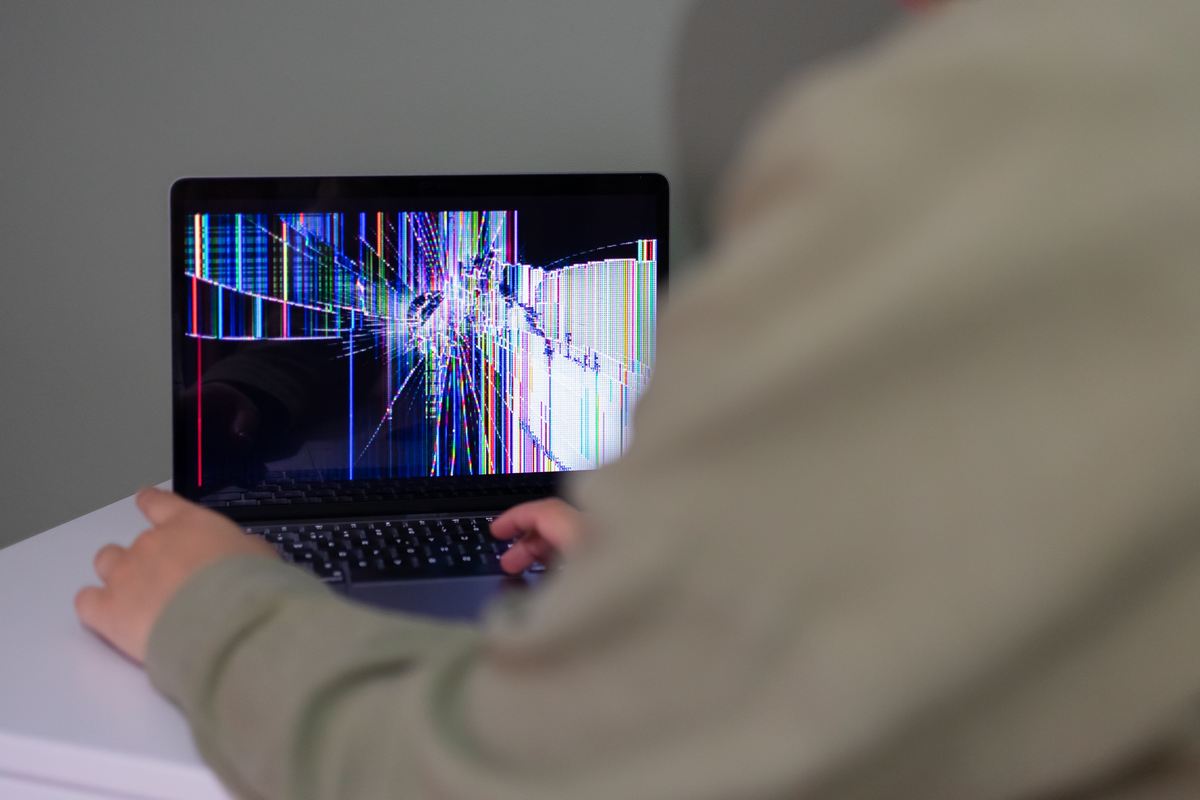 Erro de CMOS no notebook: causas e soluções