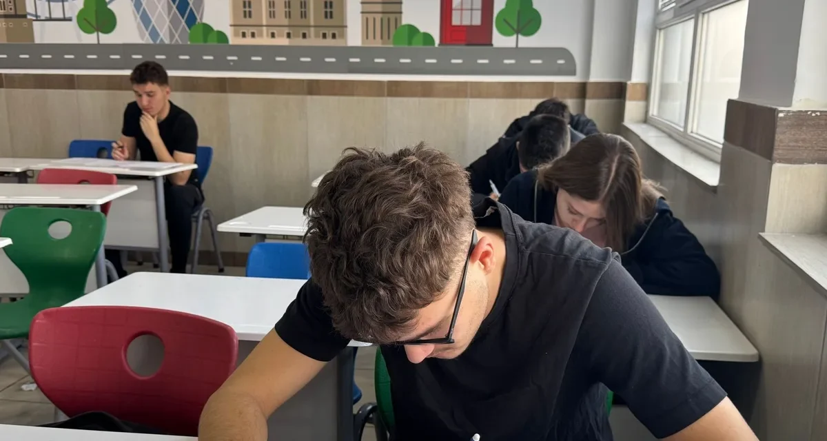 Escolas do Piauí surpreendem com notas mil na redação do Enem